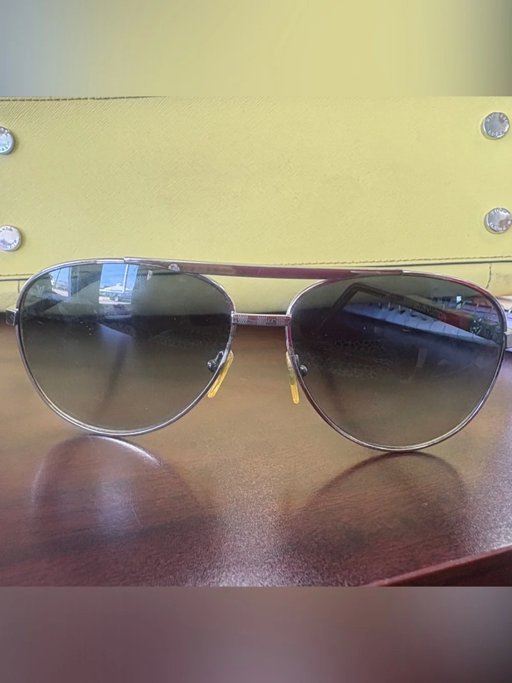 Louis Vuitton Brown Gradient Lens Aviator Sunglasses